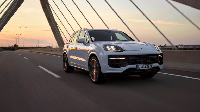 Come for the 512 horsepower and stay for the purple seats in the 2024 Porsche Cayenne S E-Hybrid