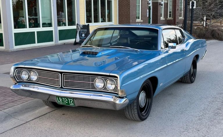 Our favourite thing at the Bring a Trailer sale is a restored and changed 1968 Ford Galaxie 500 Fastback