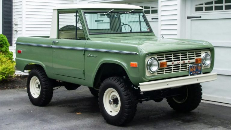 The Bring a Trailer Pick for today is a 1971 Ford Bronco Half-Cab Pickup