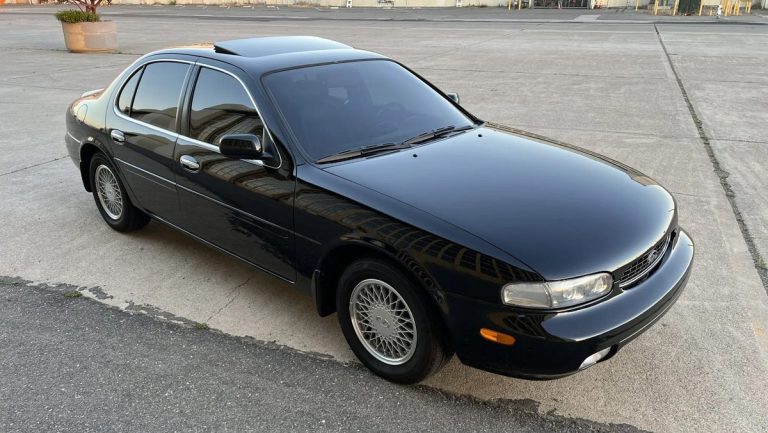 This morning, bring a trailer: a 1993 Infiniti J30t