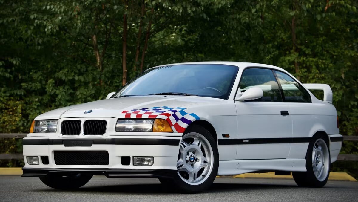 Today's Bring A Trailer Pick Is The 1995 BMW M3 Lightweight