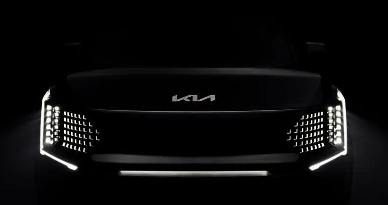 Kia’s Latest Teaser Shows the Shape of the EV9