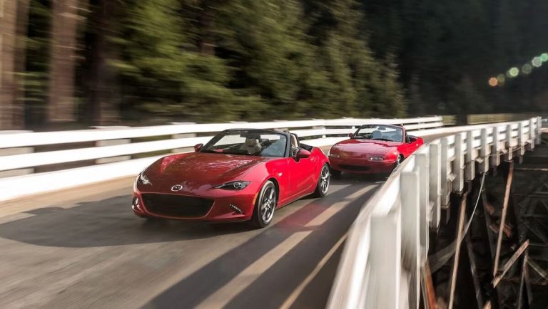 The Next Version Of Mazda’s Miata Will Have A Manual Transmission, Be Light, And Be Small