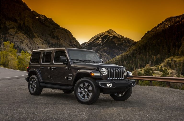 Jeep is making off-road technology that can drive itself to help with trail trips