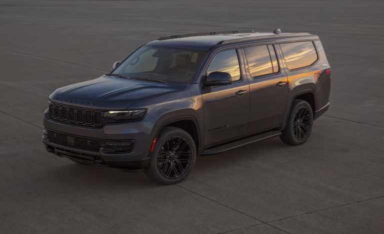 By 2024, V-8 engines could be removed from the Jeep Wagoneer and Grand Wagoneer