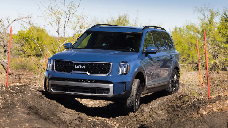 The price of the 2024 Kia Telluride is going up everywhere