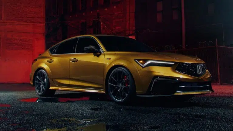 In 2024, the Civic Type R costs $7,100 more than the Acura Integra Type S
