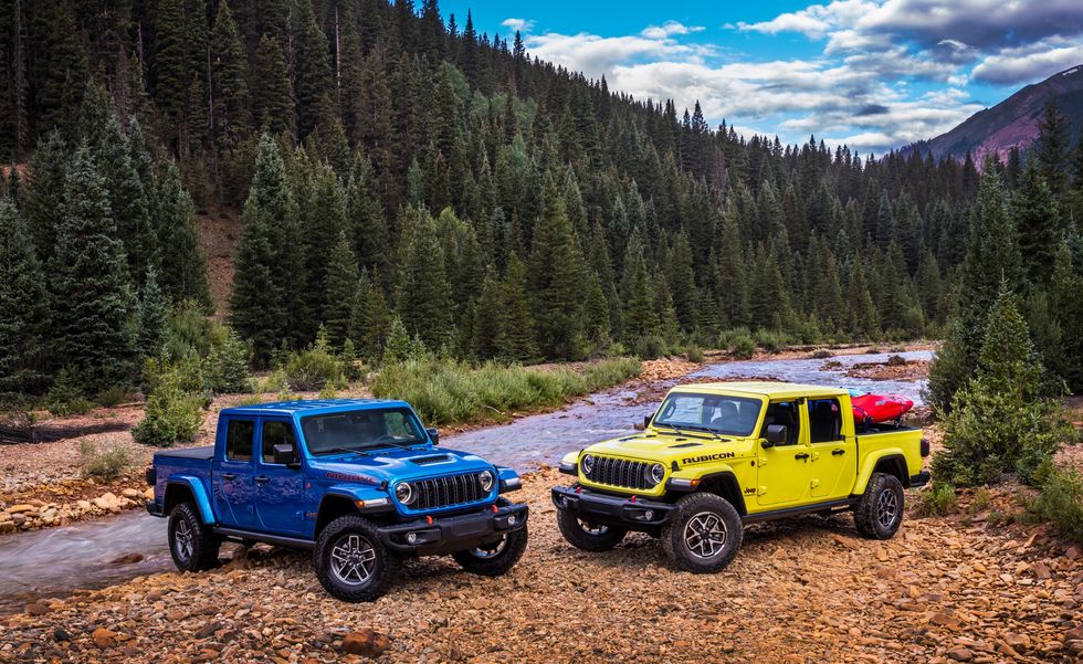 The Jeep Gladiator 4xe will have the Wrangler's plug-in engine next year