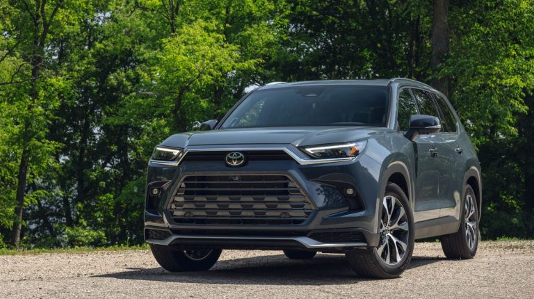 Calls for 2024 Toyota Grand Highlander and Lexus TX Airbags