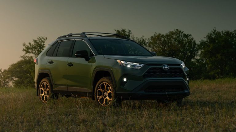 Army Green 2024 Toyota RAV4s are now on the market