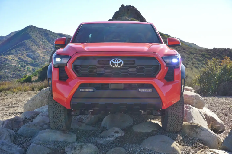 The 2024 Toyota Tacoma 4×4 has been tested and found to get up to 25 MPG