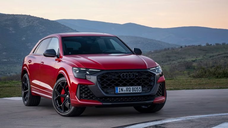 It Costs $100,000 Less For The 2025 Audi RS Q8 Performance Than A Lamborghini Urus