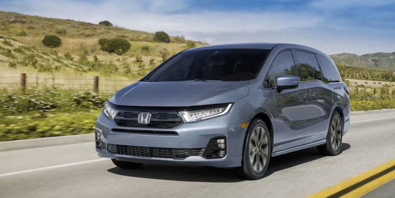 The Honda Odyssey 2025’s base form is no longer available; it now costs $43,315 instead