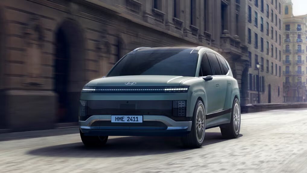 The 2026 Hyundai Ioniq 9 EV Has A Range Of 335 Miles And Costs $60,555