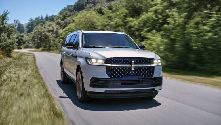 2025 Lincoln Navigator Sees Significant Price Increase, Starting At $101,990