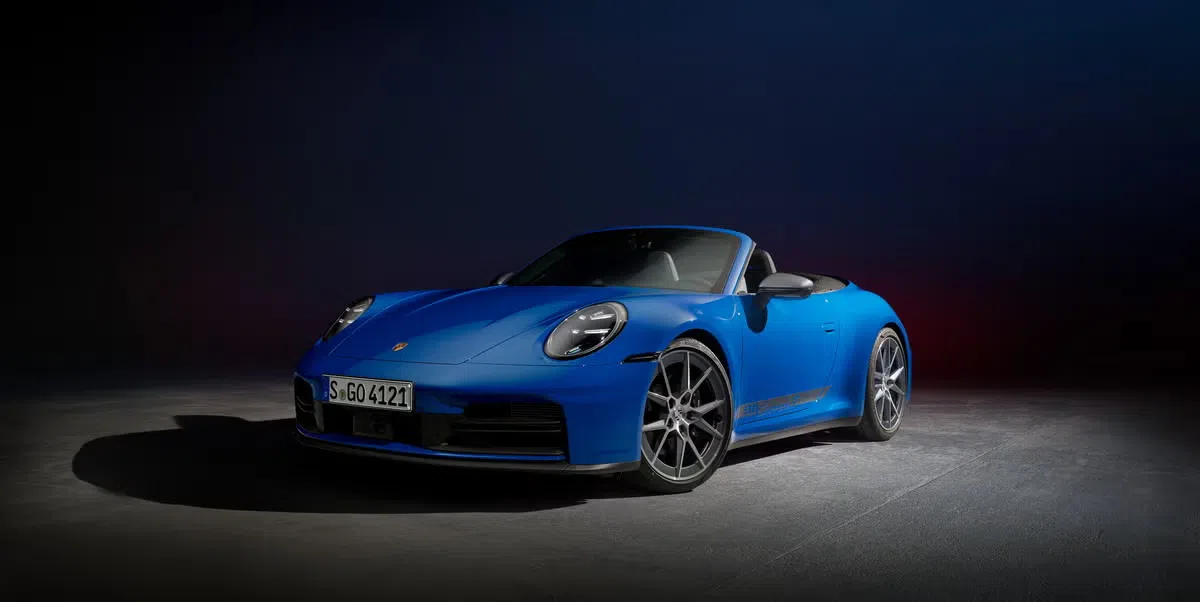 2025 Porsche 911 Carrera T Showcases An Exclusive Manual Transmission And A Stylish Topless Design