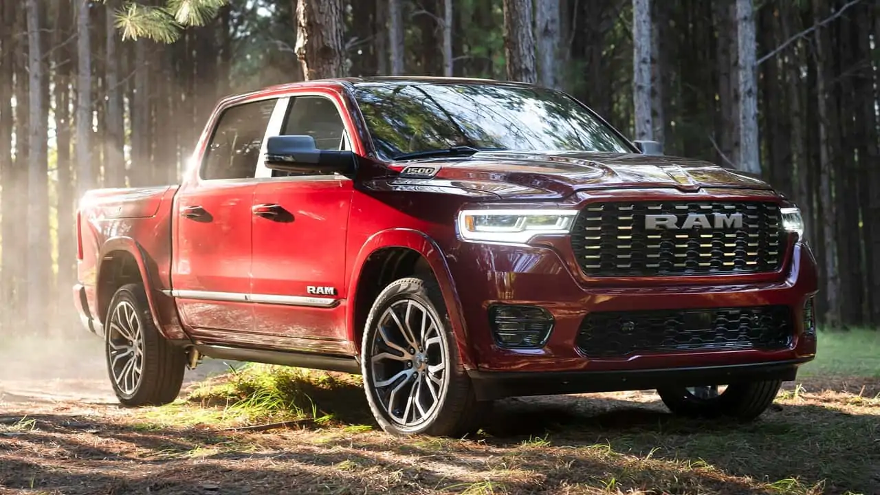 MPG-wise, the 2025 Ram 1500 High Output I6 is better than the Hemi V8 