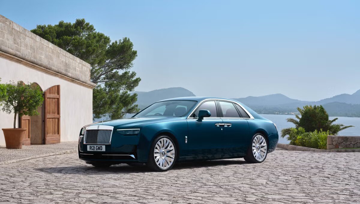 The 2025 Rolls-Royce Ghost Series II Is Even Fancier Than The First One