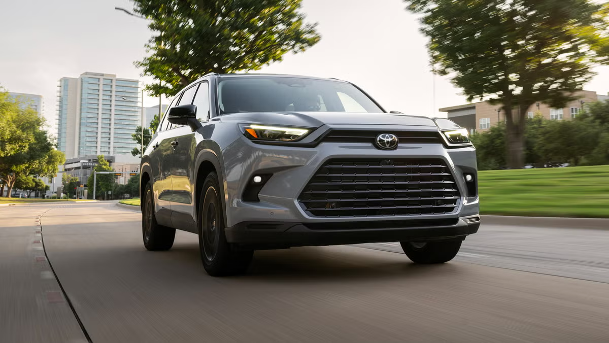 The 2025 Toyota Grand Highlander Adds A New Model With Nightshades At A Lower Price