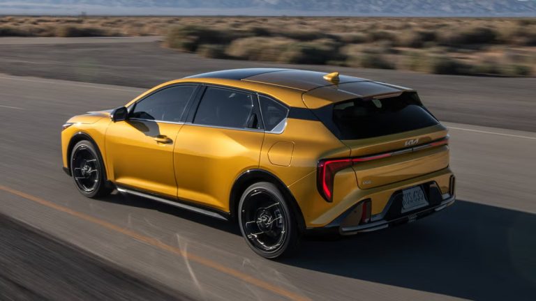 The 2026 Kia K4 Hatchback Is A Roomy Alternative To The K4 Sedan