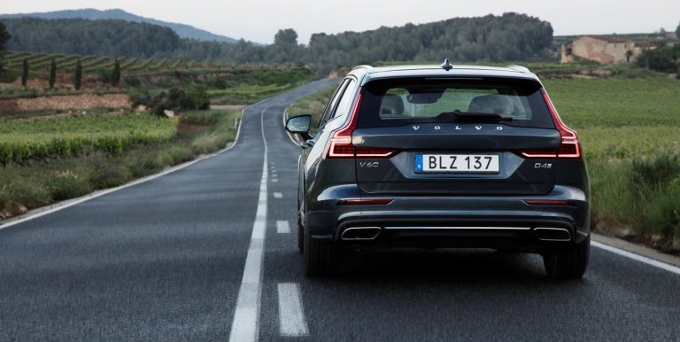 Volvo has said it will stop making gasoline engines at the end of the following year