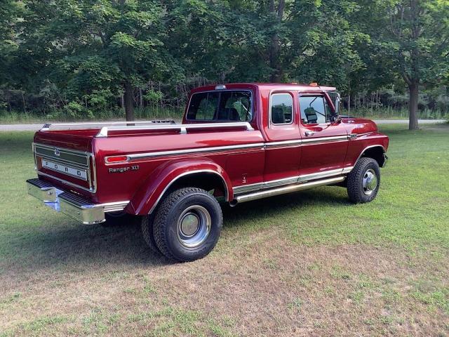 The front of the 1975 Ford Dually semi-truck had to be made by hand. This took years