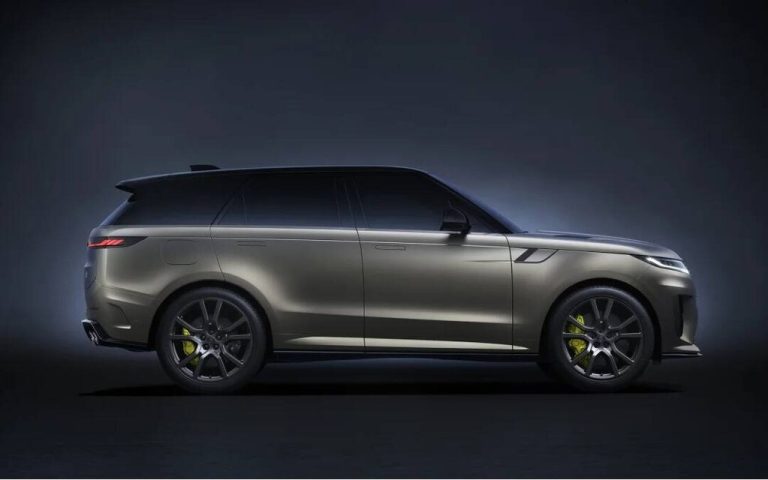 2024 you can buy the Range Rover Sport SV with the most strength