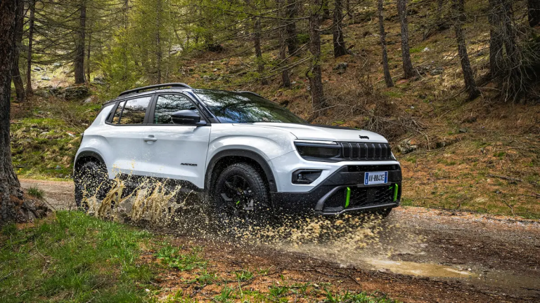 Stellantis says that a $25K Jeep EV is possible, even though it didn’t seem likely at first