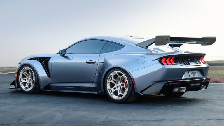 Listen to the Supercharged V-8 Fury of the 2025 Ford Mustang GTD