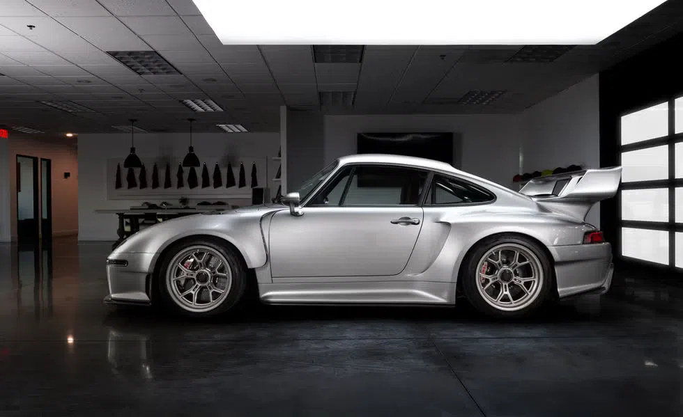 Gunther Werks Gives A Classic Porsche 911 A Complete Exterior Makeover