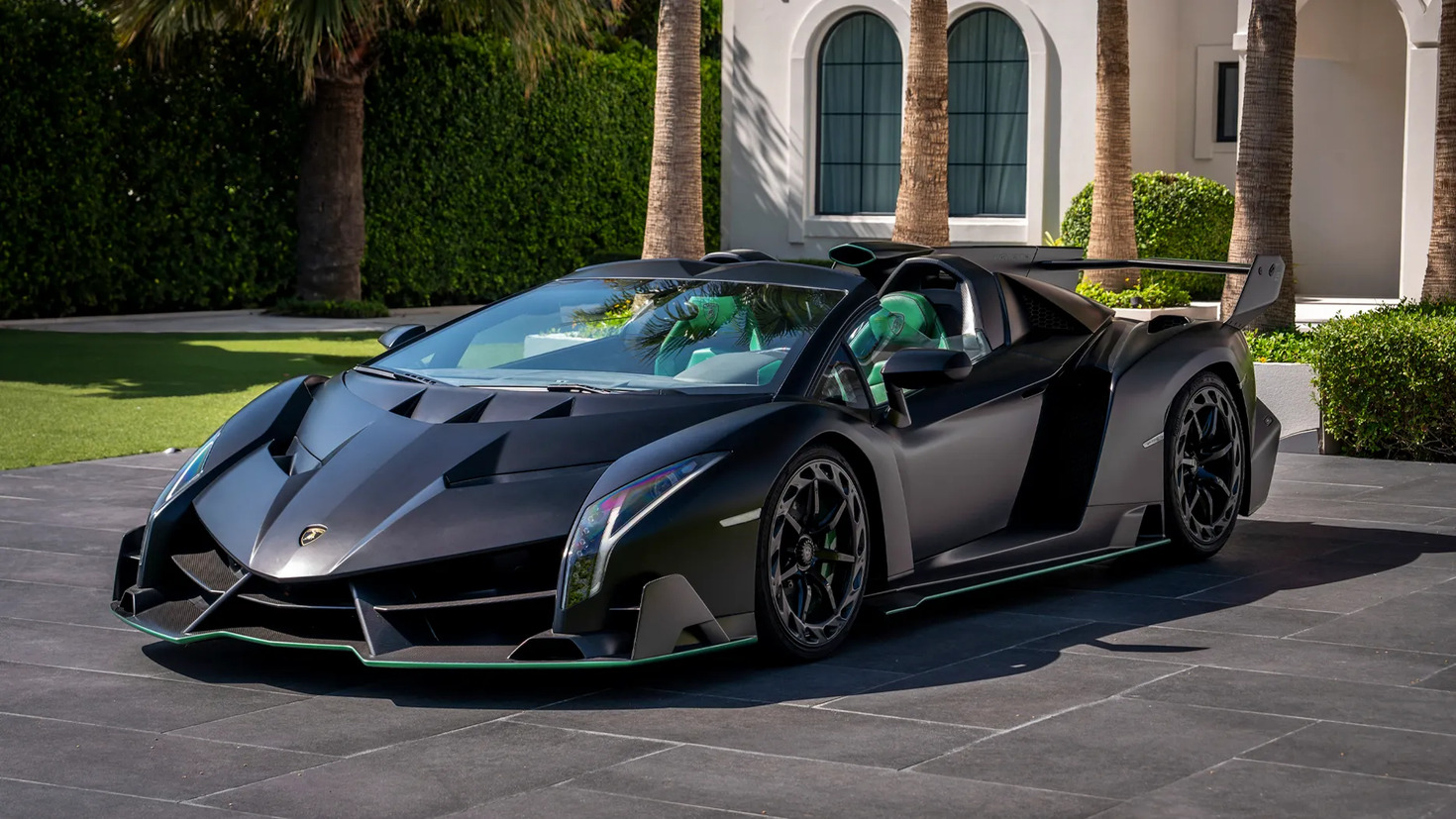 Lamborghini Veneno Roadster sells for $6 million online, breaking the record