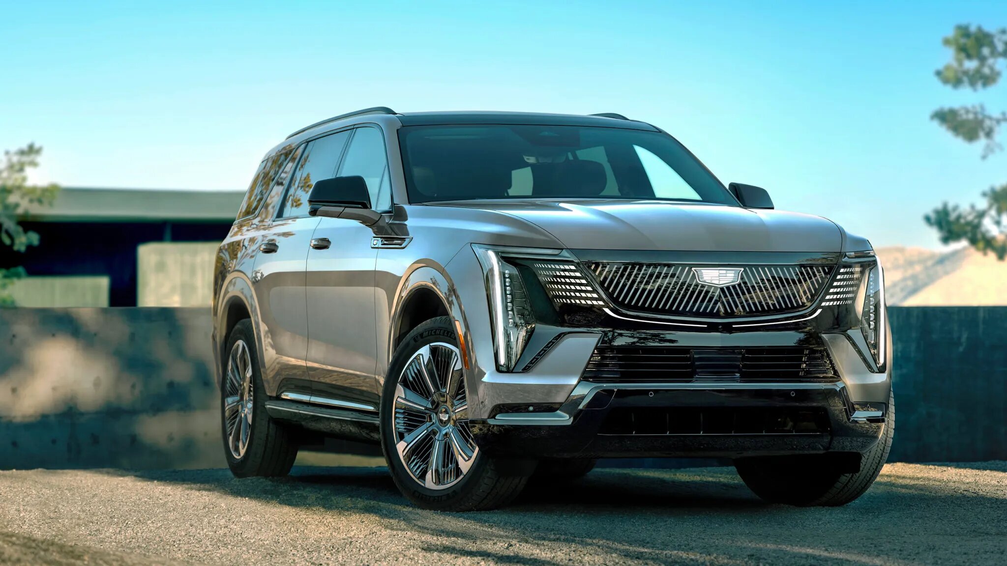 The 2026 Cadillac Escalade IQL Is A Nice Car For People In The Third Row That Costs $135,000