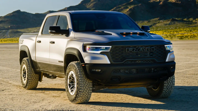 Desert truck 2025 Ram 1500 RHO with twin-turbo I6 engine competes with Raptor