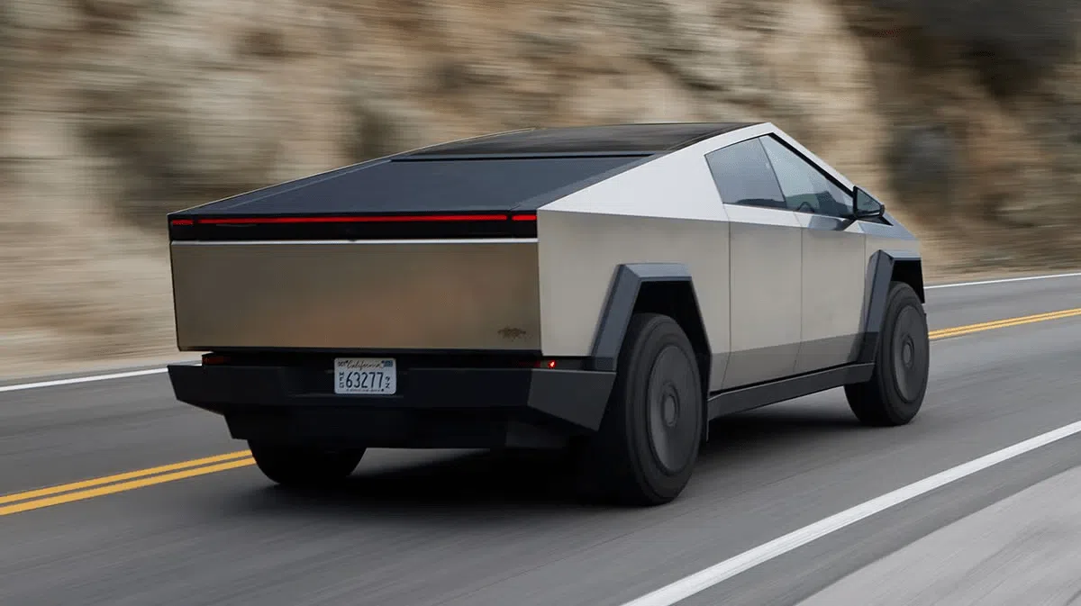 Tesla Has Added $15,000 To The Price Of The Tri-Motor Cybertruck