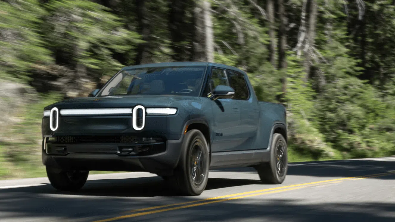 The Rivian R1S And R1T Will Have More Hands-Free Driving And An AI Assistant
