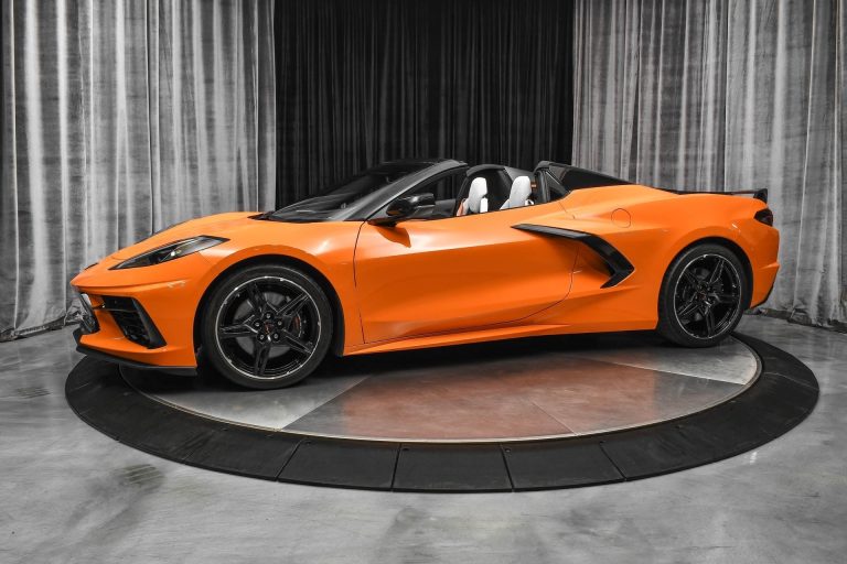 Corvette C8 Z06s may pick up rocks on the aero plates under the body