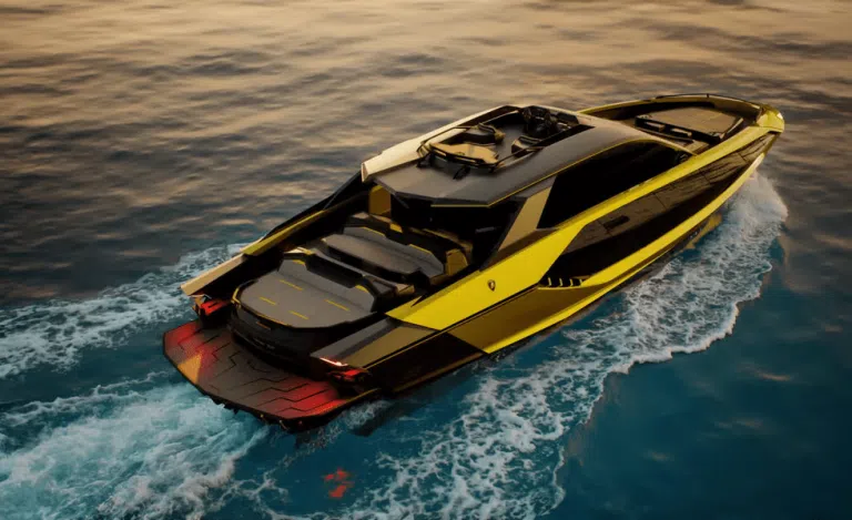 With A Luxury Boat That Has 7800 Horsepower, The Lamborghini Way Of Life Takes Off