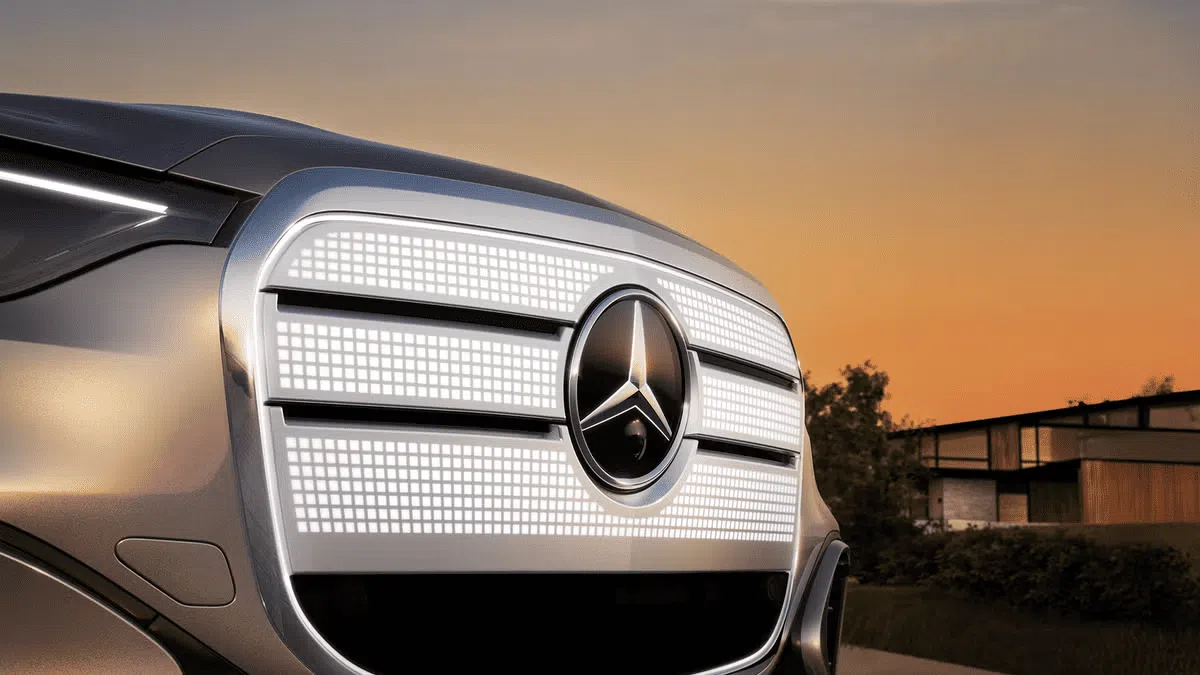 With The GLC EV, Mercedes-Benz Will Show Off Its Brand-New Head Design