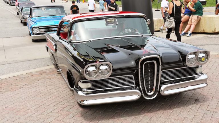 These Hot Rodders were attempting to stand out from the crowd at the Goodguys Nationals in Columbus