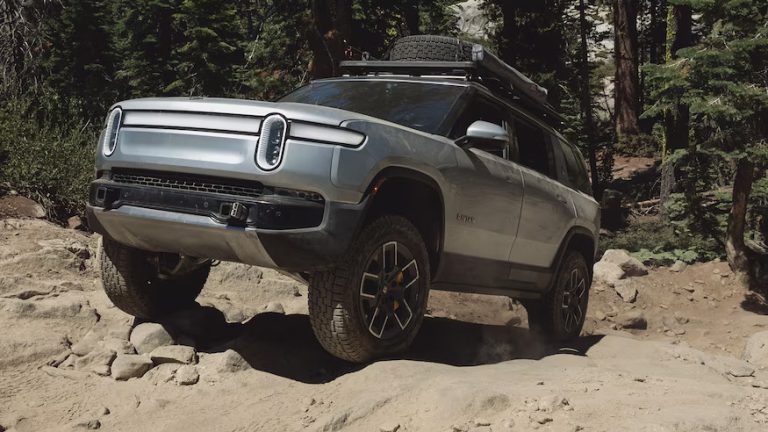 Rivian R1S EV SUV Completes Rubicon Trail