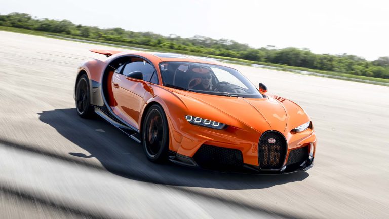 He chased in a Bugatti Chiron Super Sport at 250 mph