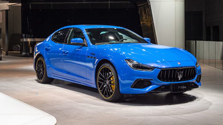 Maserati has Special Edition Ghibli and Levante cars to say goodbye to the V-8