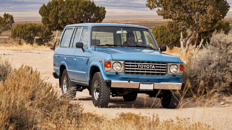 Cruise Control drives five ancient Toyota Land Cruisers