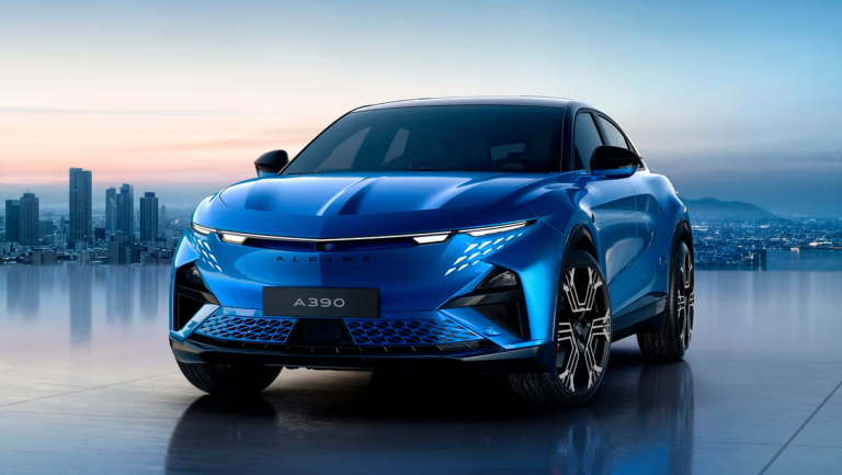 The 470-Horsepower Alpine A390 Guarantees Agile Handling Through The Use Of Torque Vectoring