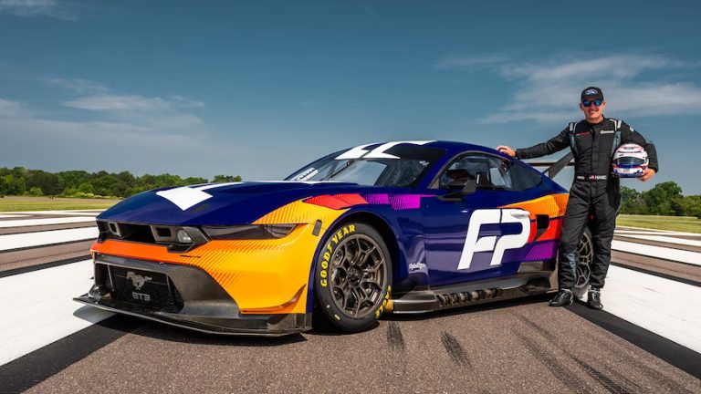 Is it possible that the Ford Mustang GT3 Racer will make muscle cars hip once more?