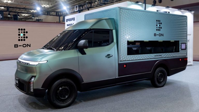 The B-ON Pelkan Electric Delivery Truck is a new way to send small items