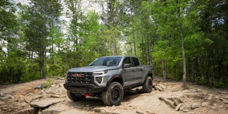 The GMC Canyon AT4X AEV 2024 is a reliable pickup that can go off-road