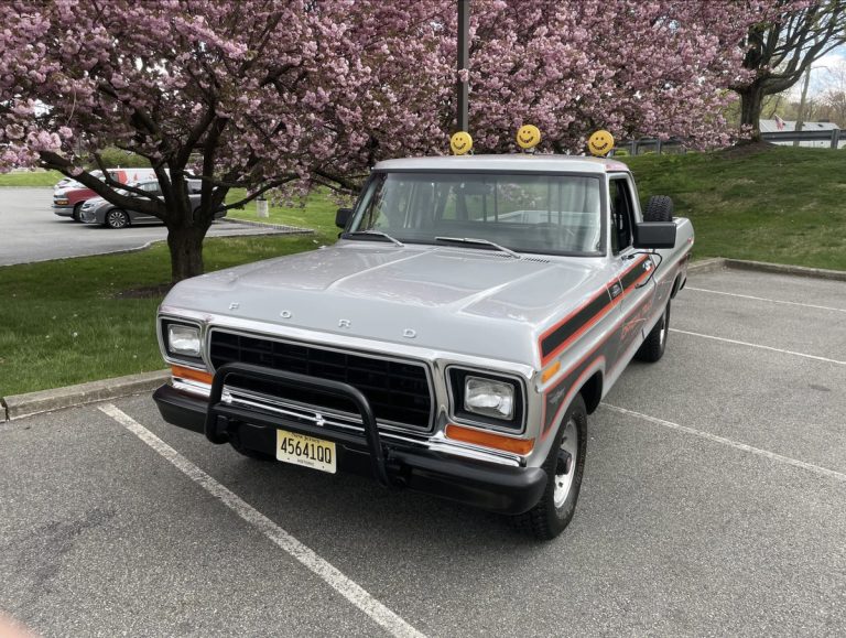 The Bring a Trailer pick for today is a 1979 Ford F-150 Indy 500 Special Pickup