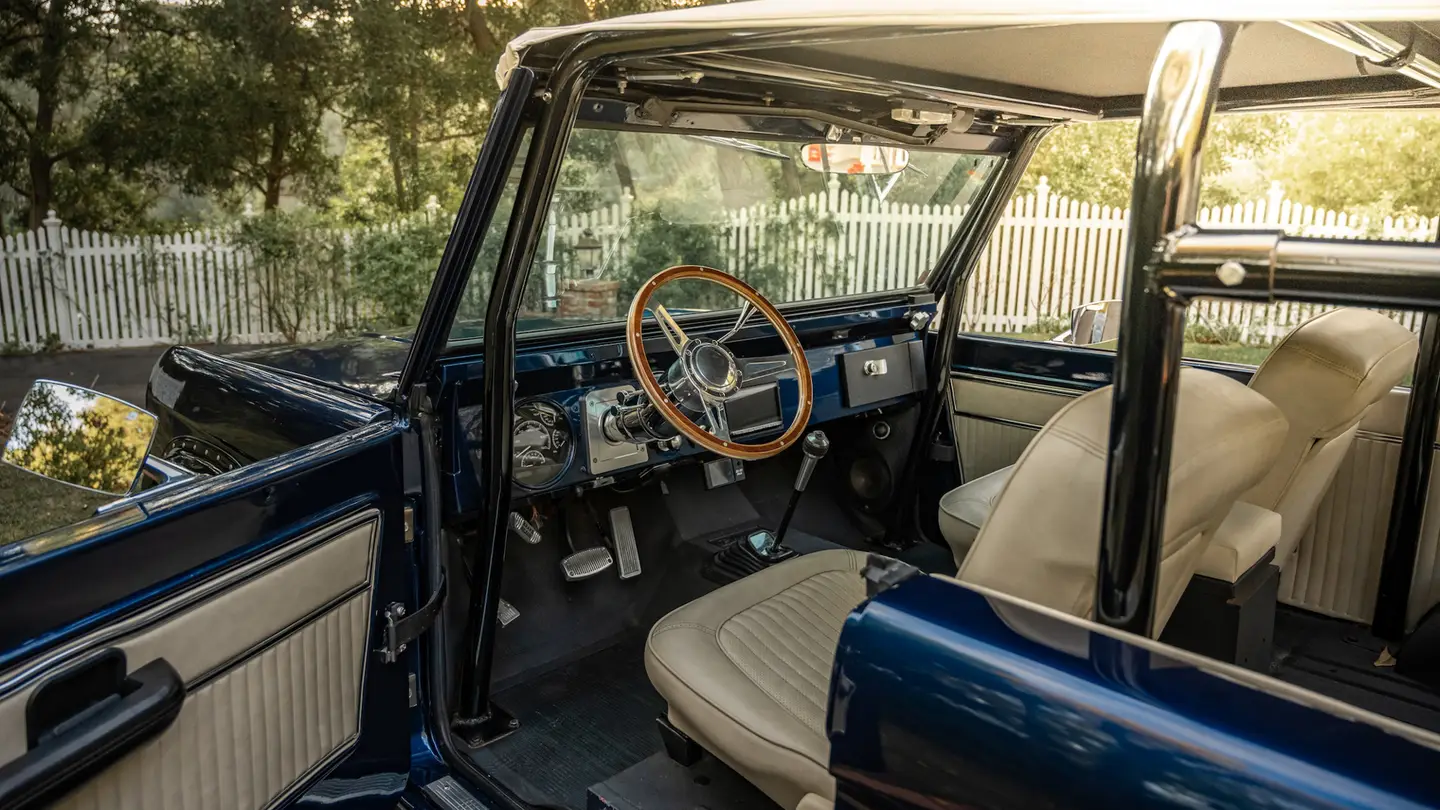 Someone bought the 1970 Bronco that Jenson Button drove. They want their money back now
