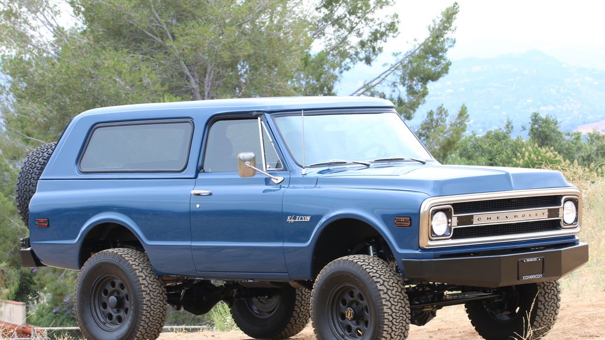 Now, here is a 2023 Chevy K5 Blazer